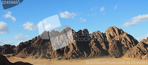 Image of egyptian mountain