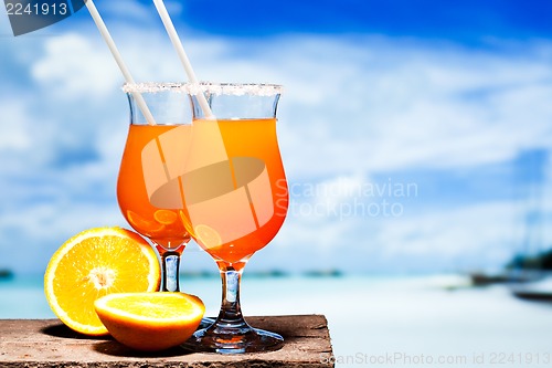 Image of Two bocals of Tequila Sunrise cocktail