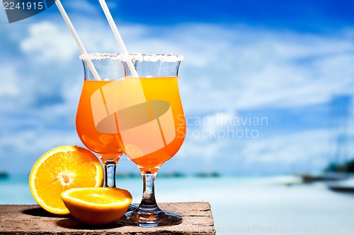 Image of Two bocals of Tequila Sunrise cocktail
