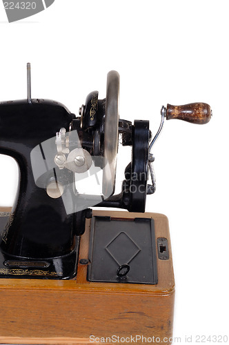 Image of Old sewing machine