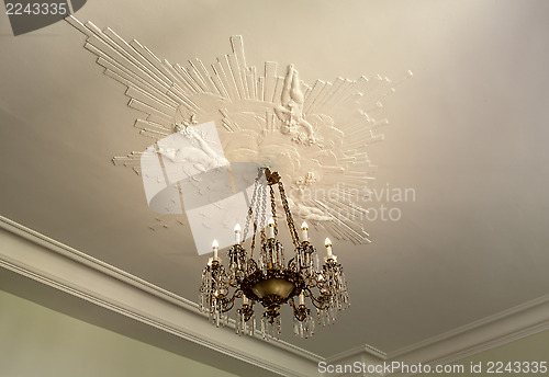 Image of Chandelier and stucco