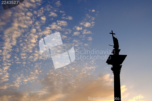 Image of column and statue of King Sigismund III Vasa at sunset, Warsaw, Poland