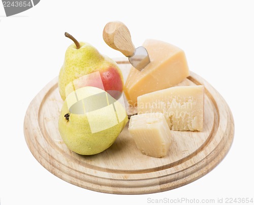 Image of cheese and fruit