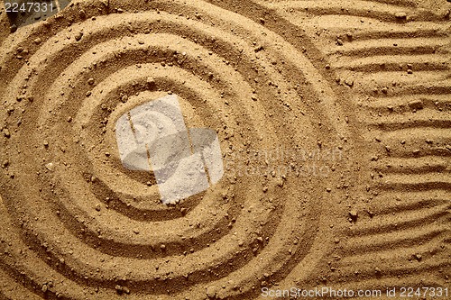 Image of yellow sand texture (circles)