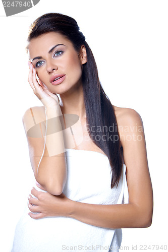 Image of Portrait of beautiful young woman 