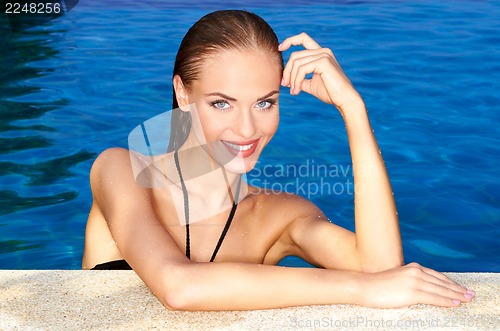 Image of Sexy in swimming pool