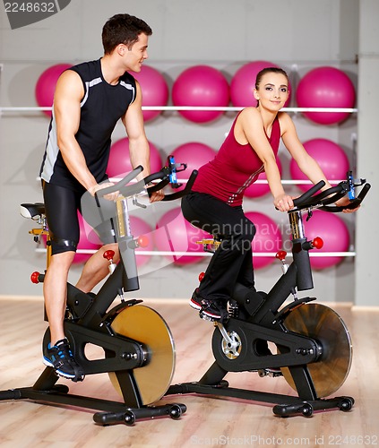 Image of Couple at the gym