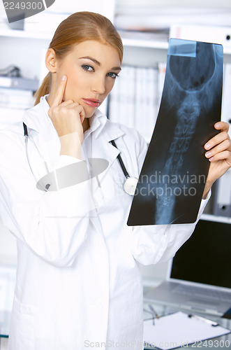 Image of Female doctor in surgery