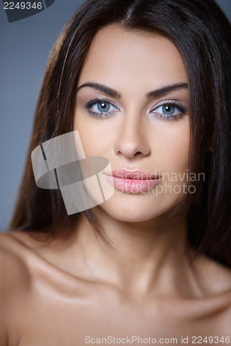Image of Portrait of beautiful young woman 