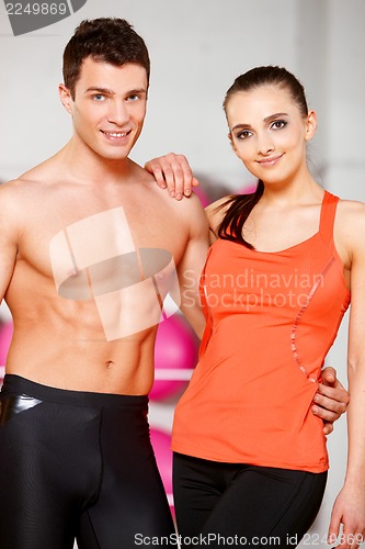 Image of Couple at the gym