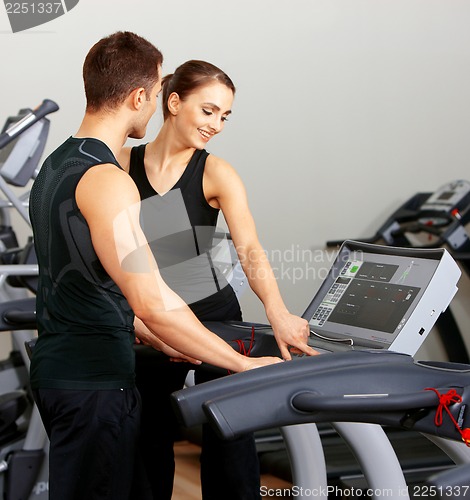 Image of Couple at the gym