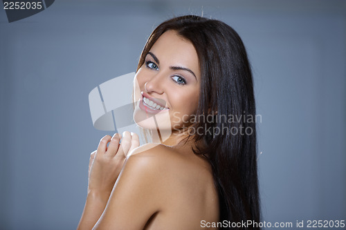 Image of Portrait of beautiful young woman 