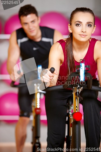 Image of Couple at the gym