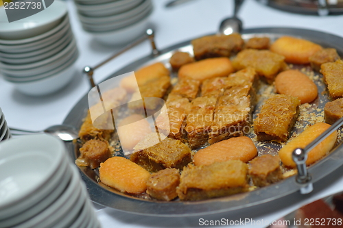 Image of buffet food