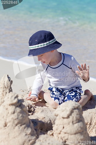Image of little kid at the beach