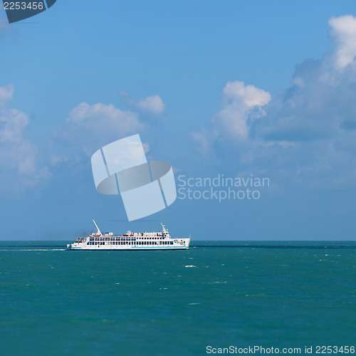 Image of Ferry goes by sea - Thailand