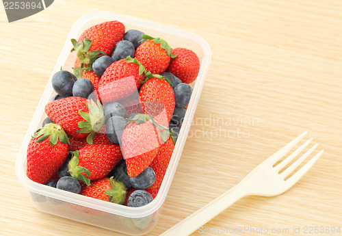 Image of Berry mix lunch box