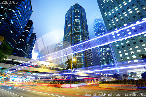 Image of Hong Kong traffic at night 