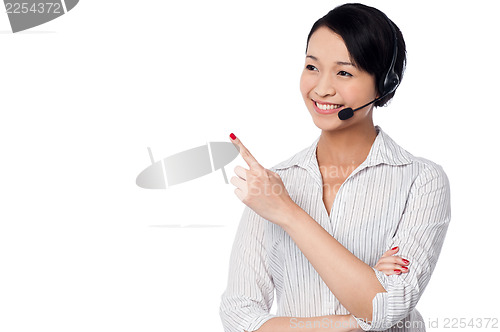 Image of Customer support staff pointing away