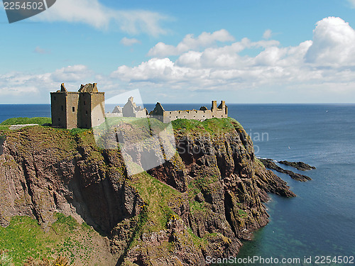 Image of Dunnottar castle, Scotland north east coastline