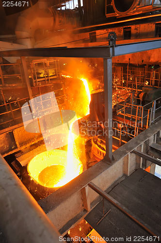 Image of Foundry - molten metal poured