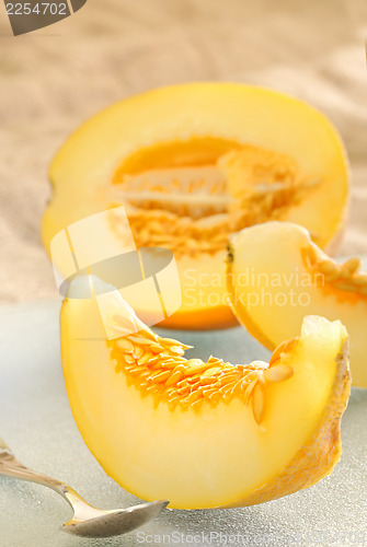 Image of Yellow melon slices