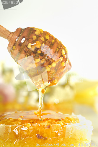 Image of honey flow