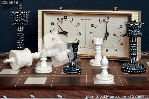 Image of Chess with clock.
