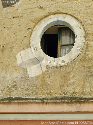 Image of Round window