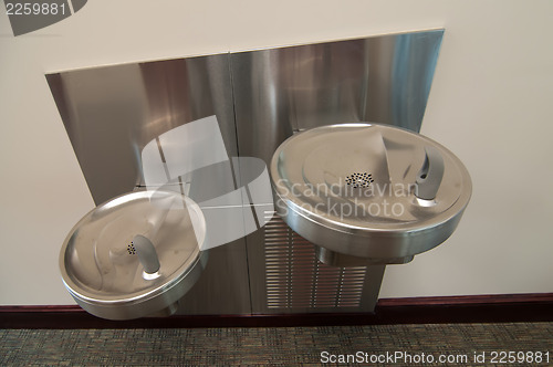 Image of interior public water bubbler