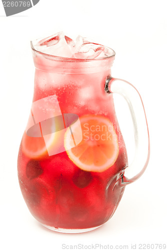 Image of fresh lemonade from lemon and berries