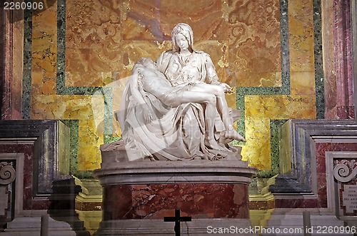 Image of Michelangelo's Pieta