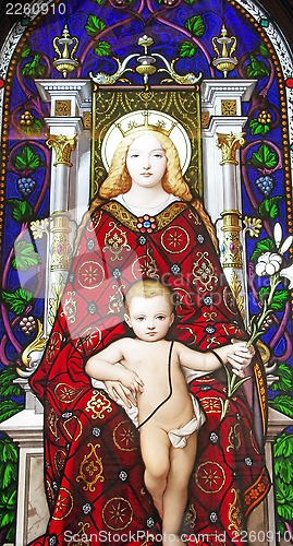 Image of Mother and Child, stained glass