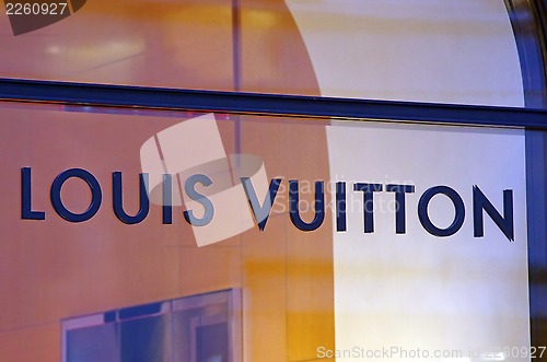 Image of Louis Vuitton shop