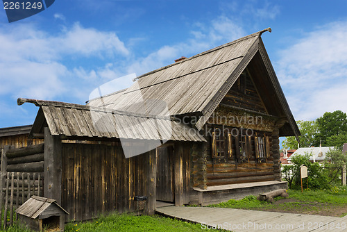 Image of Russian peasant house of the nineteenth century