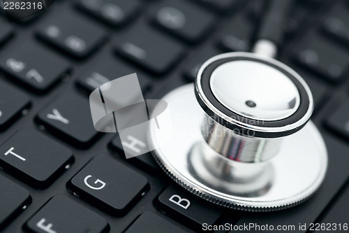 Image of Stethoscope on keyboard 