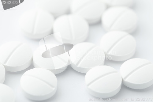 Image of Heap of white medicine 