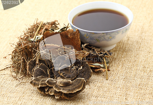 Image of Chinese herbal medicine with ingredient  
