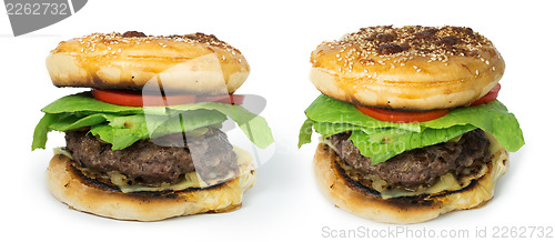 Image of Hamburger with meat and lettuce