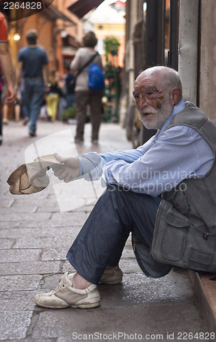 Image of A homeless old man