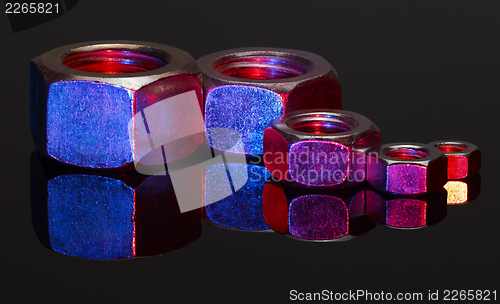 Image of illuminated screw nuts