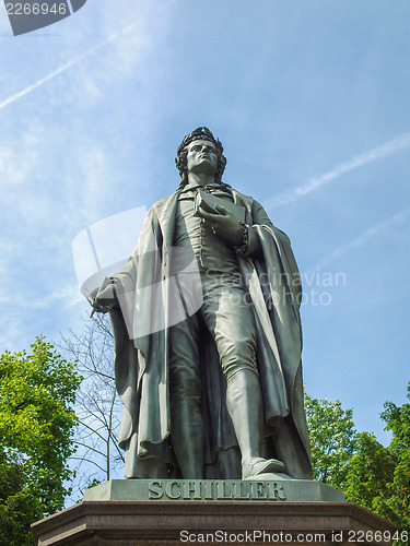 Image of Schiller statue in Frankfurt