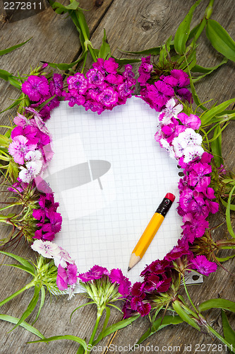 Image of  Wildflowers and empty paper