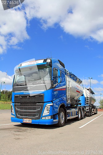 Image of Volvo FH 450 Bulk Transport Truck and Trailer