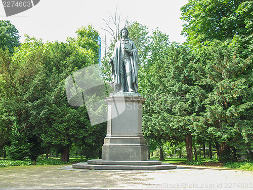 Image of Schiller statue in Frankfurt