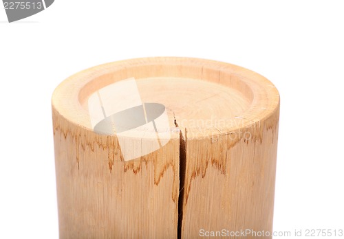 Image of A cylindrical timber with a crack