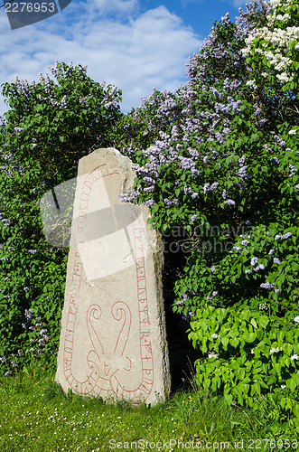 Image of Rune stone at lilacs