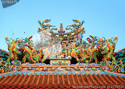 Image of Chinese temple roof tile with dragon decoration