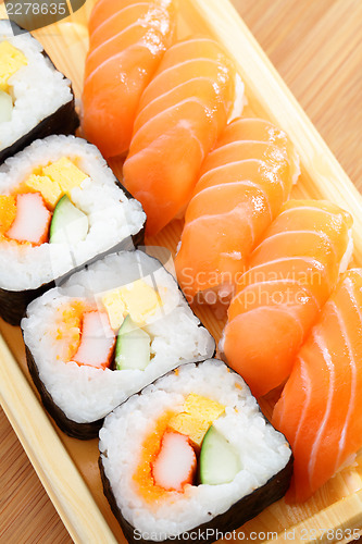 Image of Sushi bento box