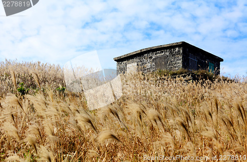 Image of House on mountain